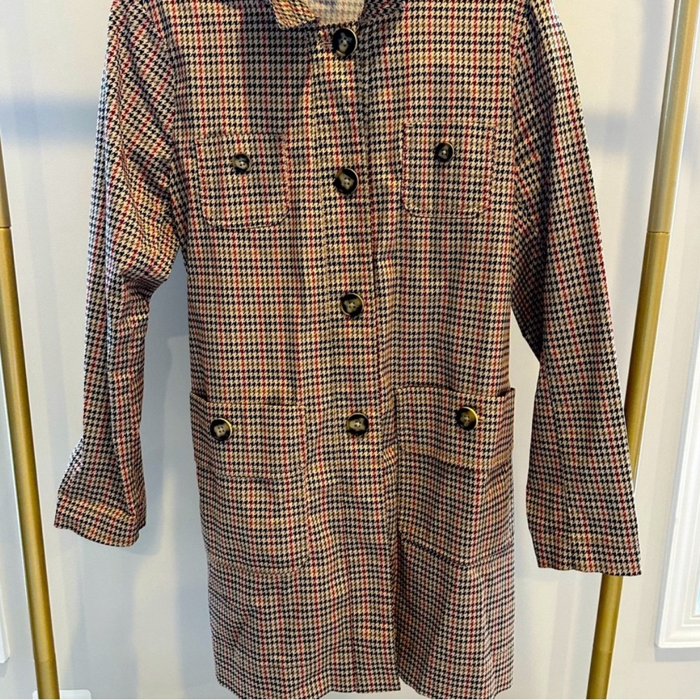 New! 💫 Cabi Sherlock Houndstooth Trench 🕵️♀️🔎 - Picture 8 of 14